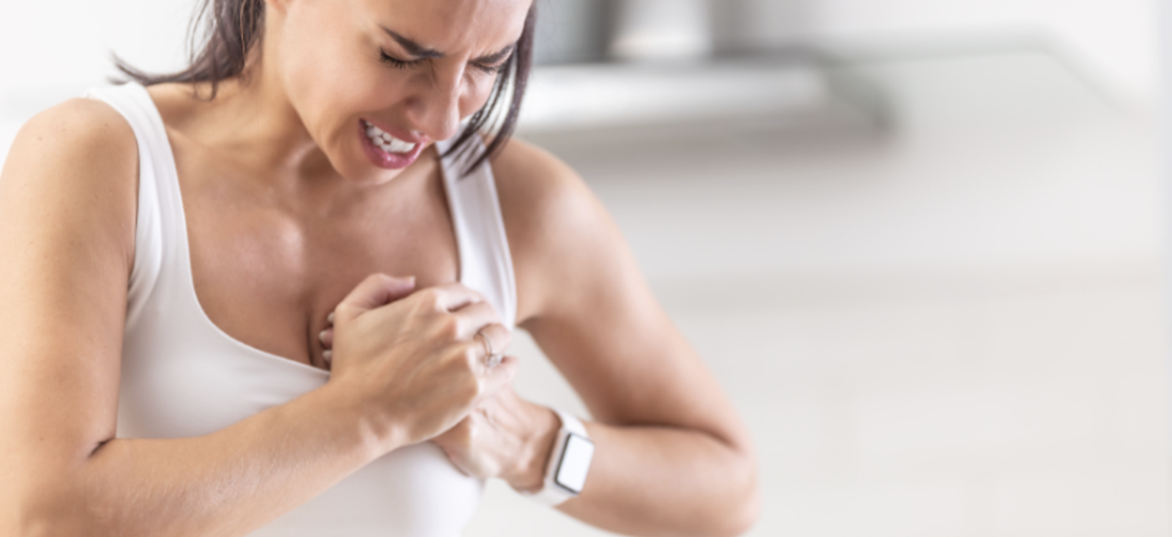 Engorgement vs Mastitis vs Clogged Duct: How To Tell the Difference
