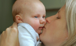 Elvie mamas share their breastfeeding stories